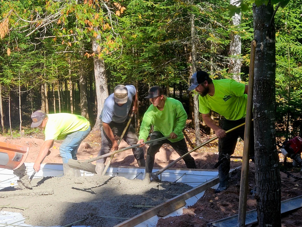 Garage Pt 2: Cement&nbsp;Pour